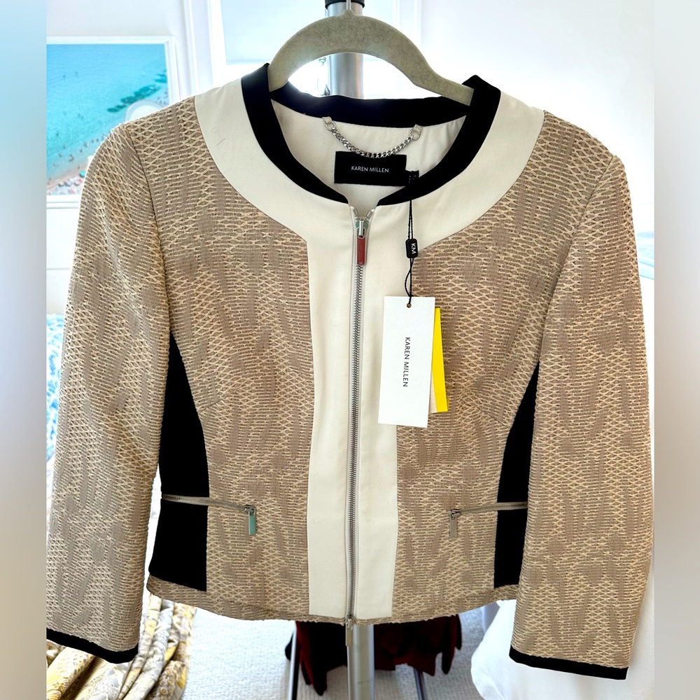 Fabulous jacket from work to cocktail. Double zip gives beautiful shape